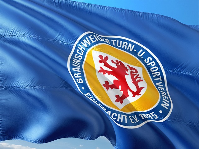 参与学生的 参与学生的