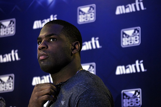 上次输球还是2022年10月，罗马欧战近5次对阵西班牙对手不败.